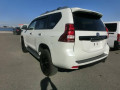 toyota-prado-small-2