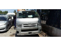 toyota-hiace-small-0