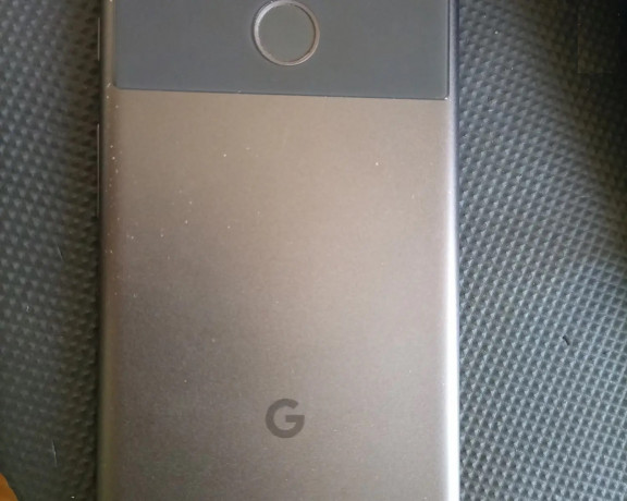 google-pixel-xl-32-gb-black-big-1