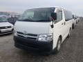 toyota-hiace-small-0