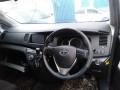 toyota-isis-platana-small-1