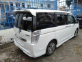 honda-stepwagon-spada-small-2