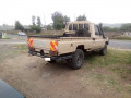 toyota-landcruiser-pick-up-small-2