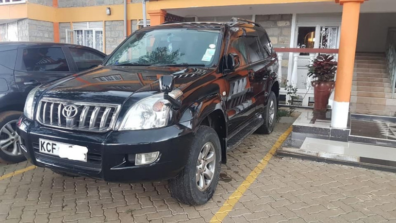 toyota-prado-big-0