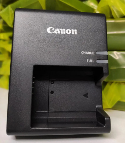 canon-lc-e10-battery-charger-big-1