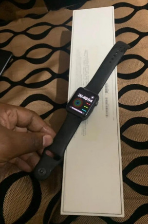 apple-watch-series-2-38mm-big-0