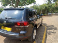 volkswagen-touareg-small-2