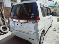 suzuki-solio-small-2