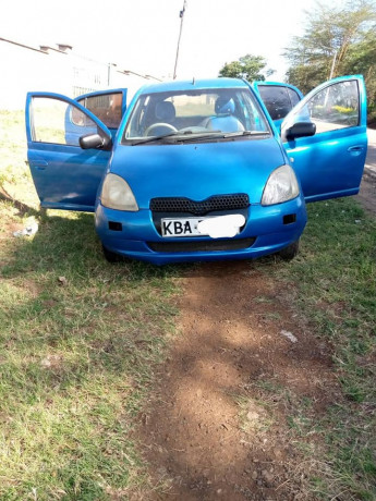 toyota-vitz-big-0