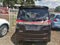 mitsubishi-delica-small-2