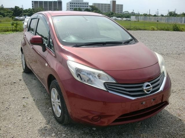 nissan-note-big-0