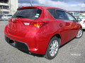 toyota-auris-small-2