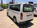 toyota-hiace-small-2