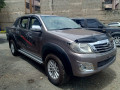 toyota-hilux-small-0