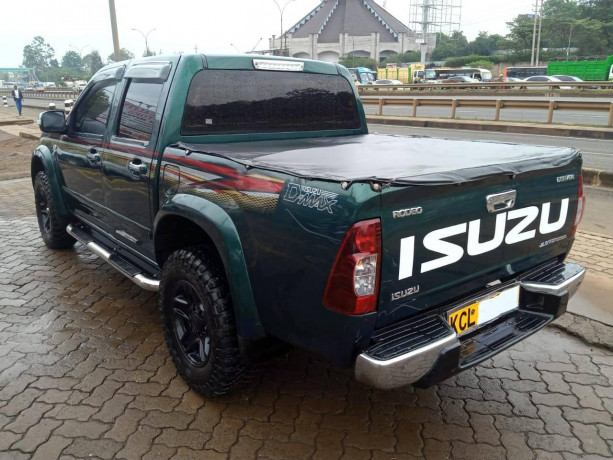 isuzu-dmax-scab-big-1