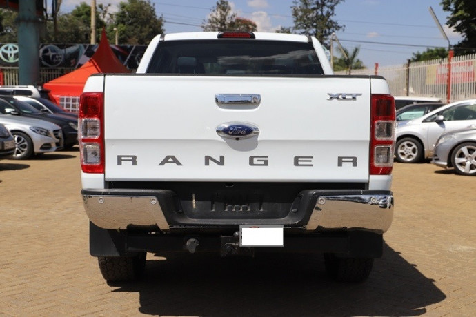 ford-ranger-big-1