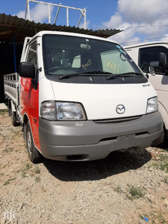 mazda-bongo-big-0