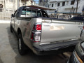 toyota-hilux-small-2