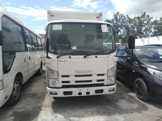 isuzu-elf-big-0