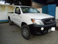 toyota-hilux-small-0