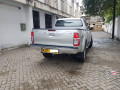 toyota-hilux-small-1