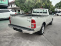 toyota-hilux-small-2