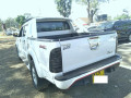 toyota-hilux-double-cabin-small-2