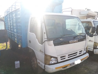 Isuzu NPR