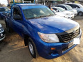 toyota-hilux-small-0