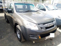 isuzu-dmax-small-0