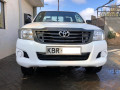 toyota-hilux-small-0