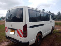 toyota-hiace-box-small-2