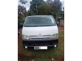 toyota-hiace-box-small-0