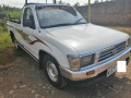 toyota-hilux-small-0