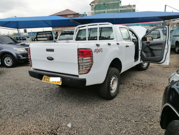 ford-ranger-big-1