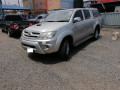 toyota-hilux-small-0