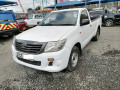 toyota-hilux-small-0