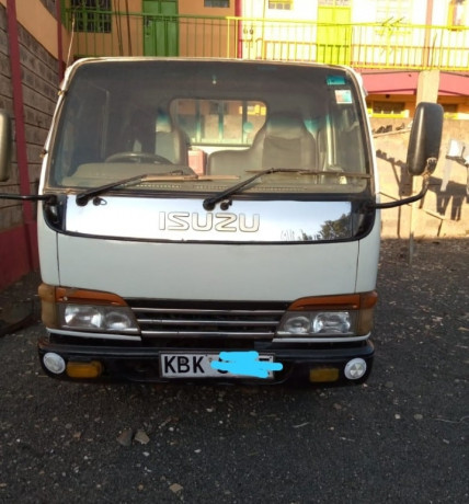 isuzu-elf-big-0