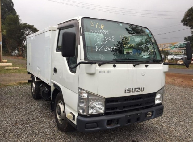 isuzu-elf-big-0