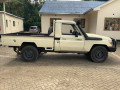 toyota-landcruiser-small-2