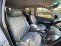 toyota-hilux-invincible-small-1