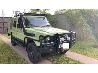 Toyota landcruiser 79 double cab conversion