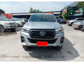 toyota-hilux-small-0