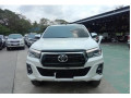 toyota-hilux-small-0