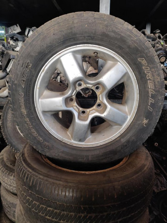 landcruiser-100-series-18-rims-with-tyres-big-0