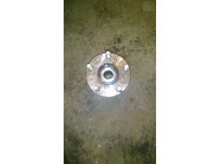 Subaru rear wheel hubs