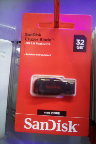 sandisk-flash-drive-32gb-big-0