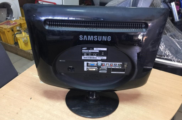 ex-uk-samsung-tv-big-1