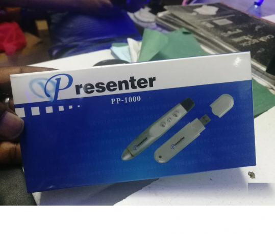 presenters-laser-pointer-with-transmitter-and-flash-memory-big-0