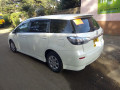 toyota-wish-small-0